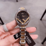 فندي موديل بحرف F - الصورة 2