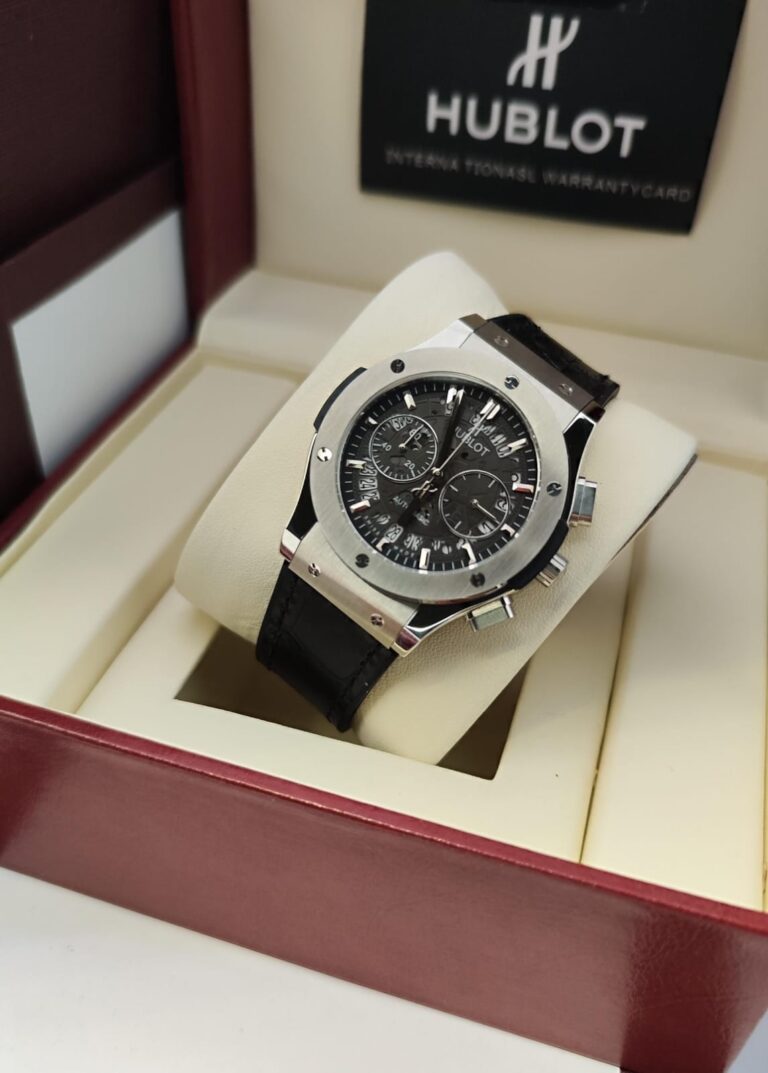 ساعة هوبلت كونغراف فضي