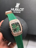 ⁦هوبلت موديل بإطار مرصع⁩ - الصورة ⁦8⁩