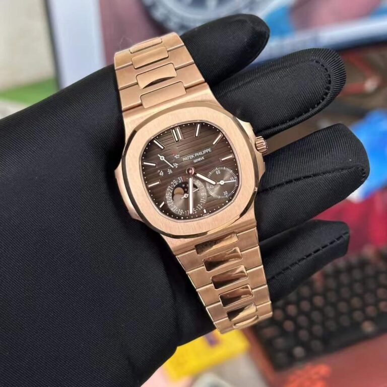 باتيك فليب ماستر باللون الذهبي