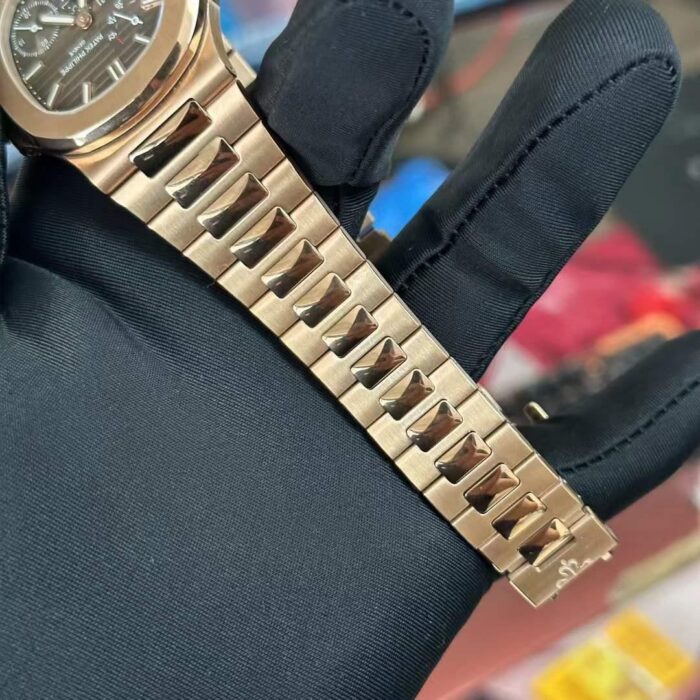 باتيك فليب ماستر باللون الذهبي