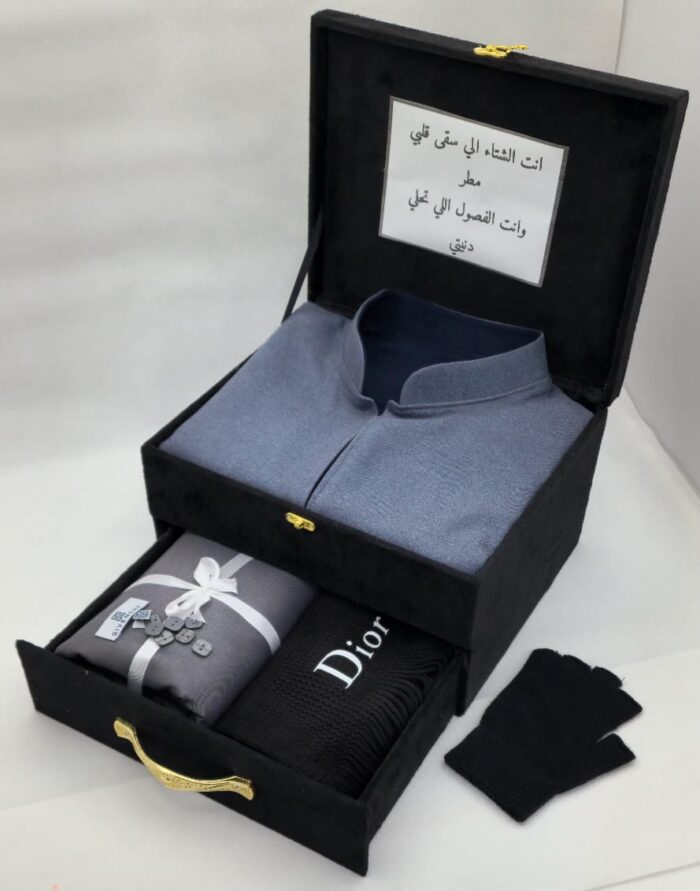⁦طقم جيفنشي⁩ - الصورة ⁦9⁩