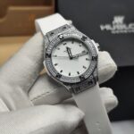 هوبلوت نسائي